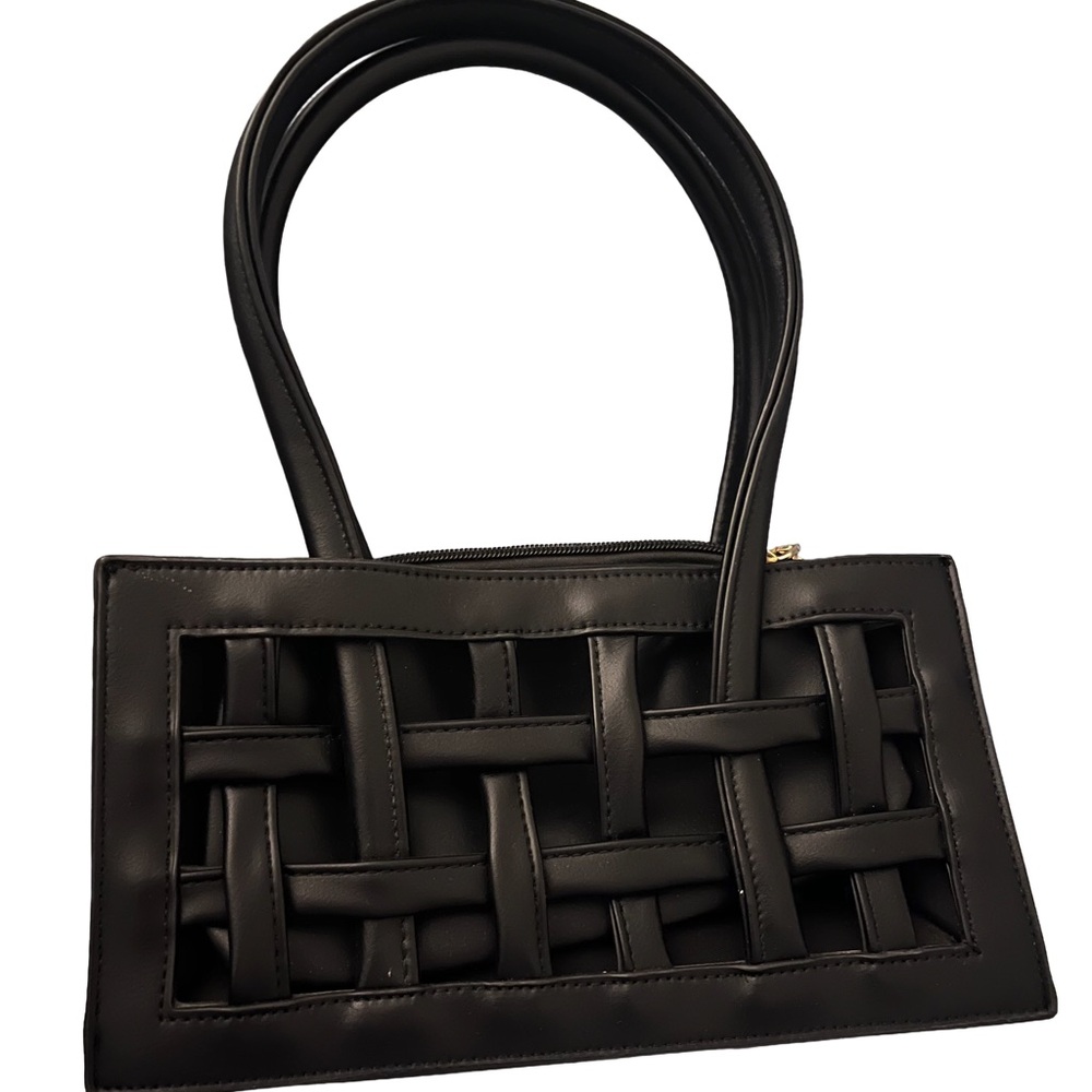 Black Woven Handbag - Picture 7 of 7
